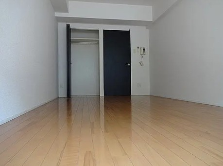 居室・リビング　別部屋参考写真となります。
