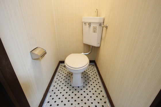 トイレ　※別室の写真を使用しております※