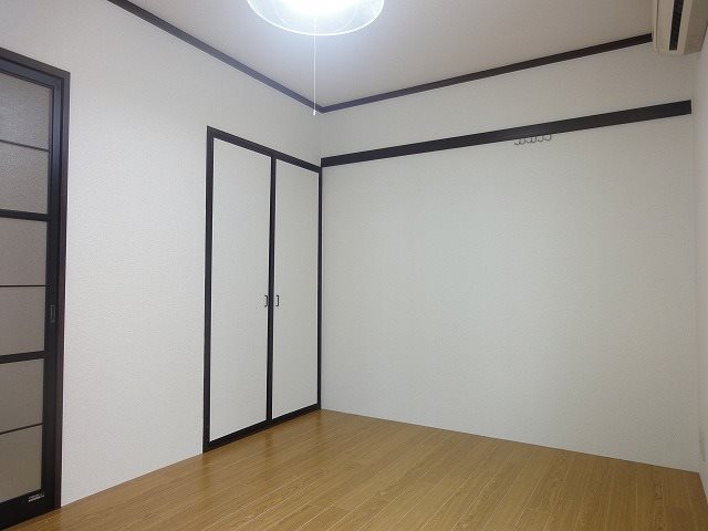 居室・リビング　※部屋の写真です。