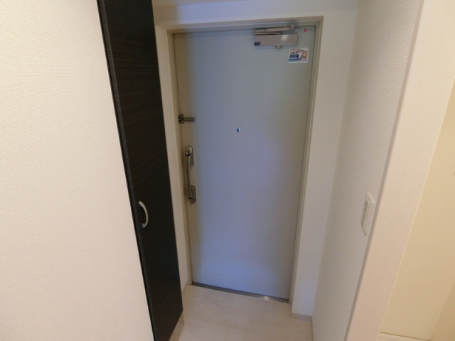 玄関　シューズボックス付き玄関