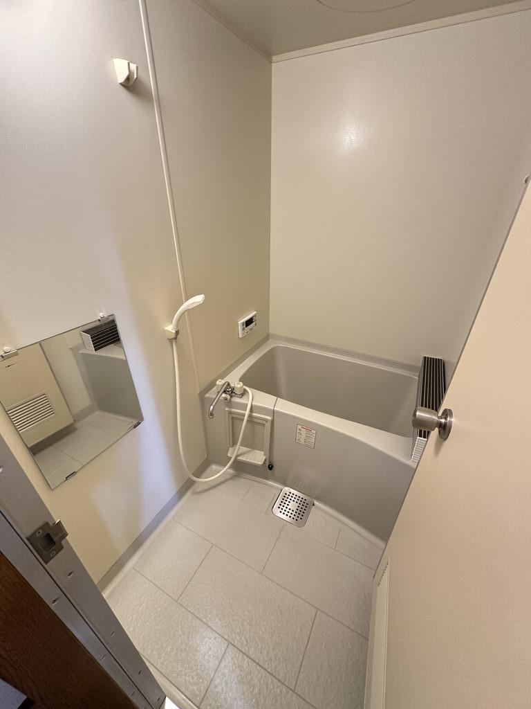 バス・シャワールーム　追い炊き可能です！