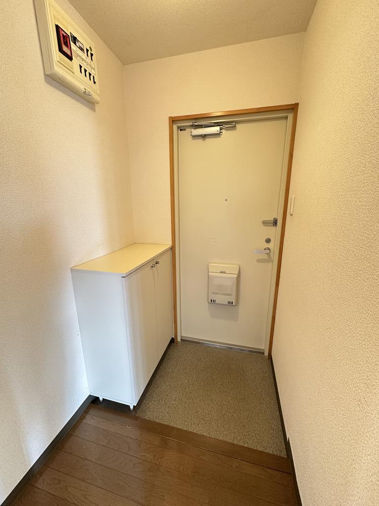 玄関　シューズボックスあり！