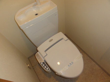 トイレ　温水便座付き★