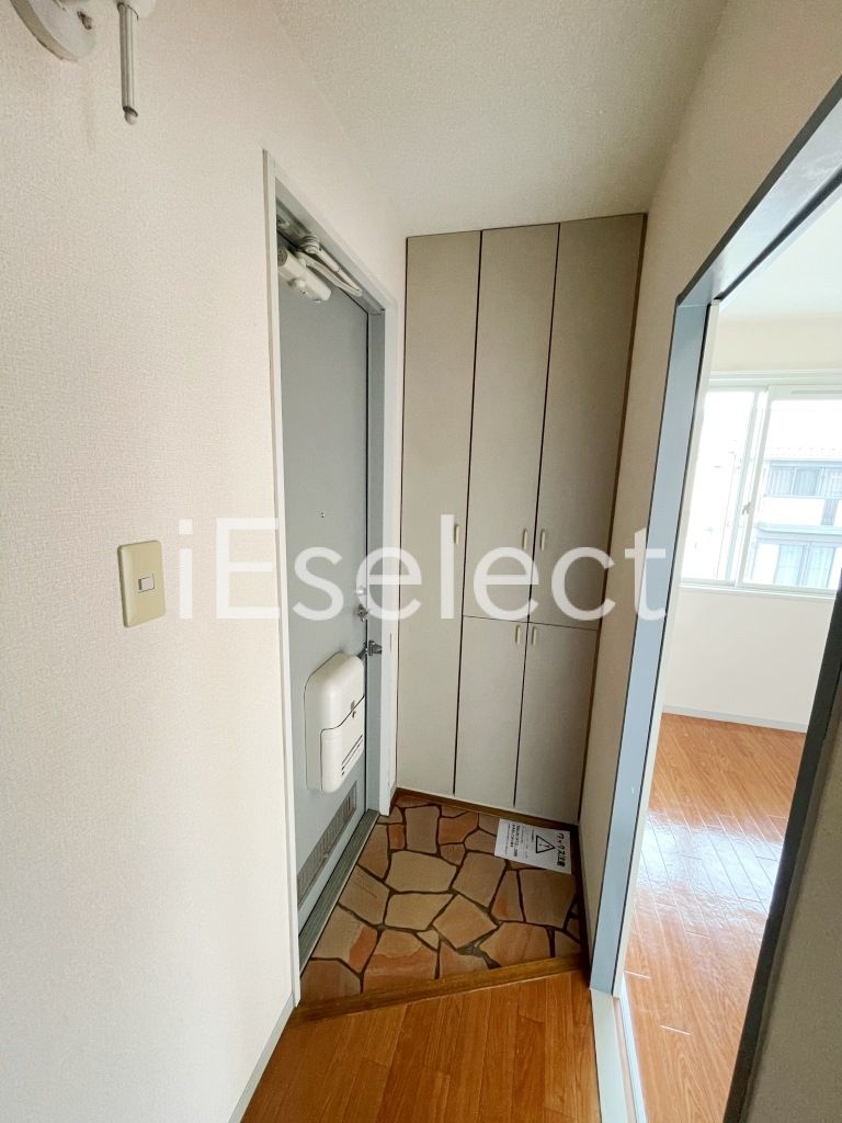 玄関　シューズボックス付きの玄関！