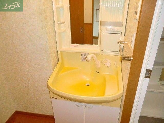 洗面設備　シャンプードレッサー