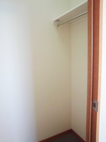 収納　クローゼット内部