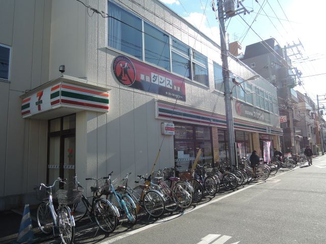 コンビニ　セブンイレブン（コンビニ）まで440m