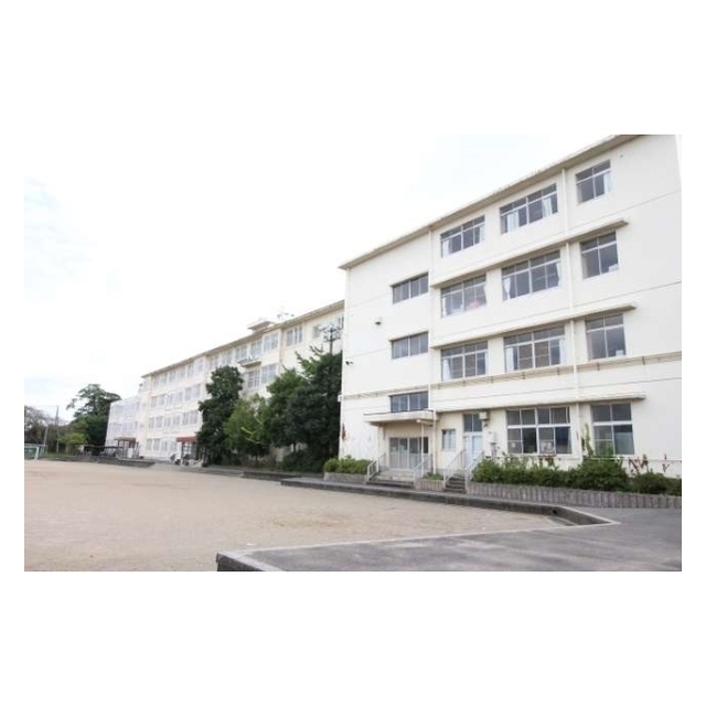 中学校　静岡市立東豊田中学校（中学校）まで600m