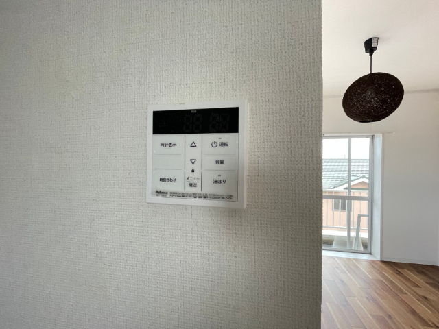 その他設備　給湯リモコン