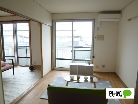 居室・リビング　※室内写真はモデルルームの為、家具等は付きません