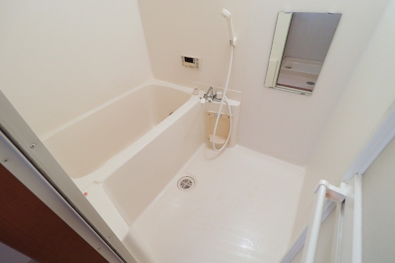 バス・シャワールーム　図面と現状に相違がある場合には現状を優先