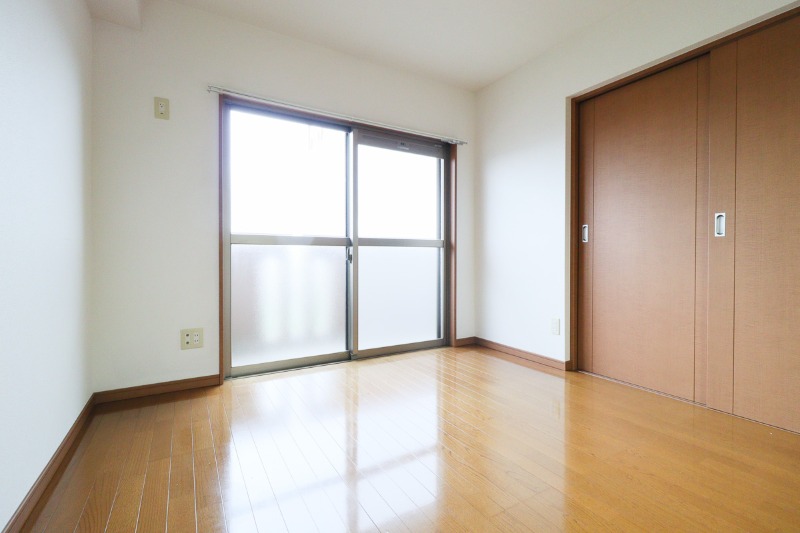 居室・リビング　図面と現状に相違がある場合には現状を優先