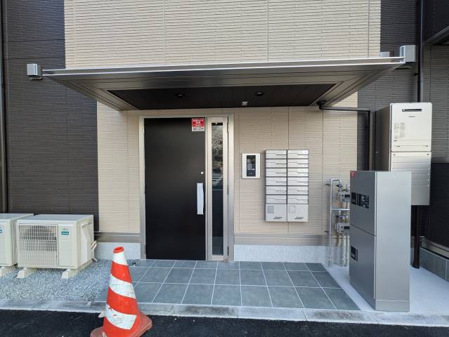 エントランス　エントランス