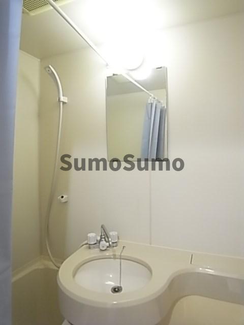 洗面設備　洗面所です