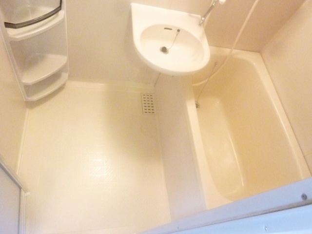 バス・シャワールーム　キレイなお風呂です♪