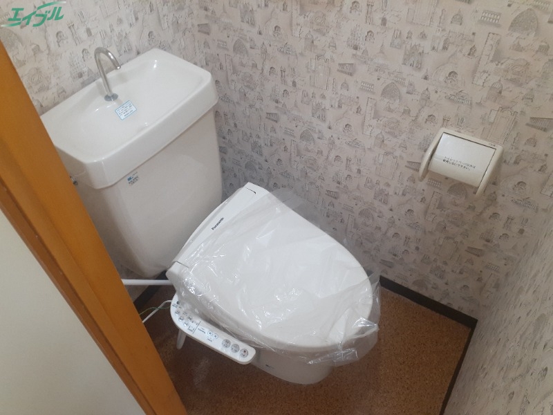 トイレ　同物件別室