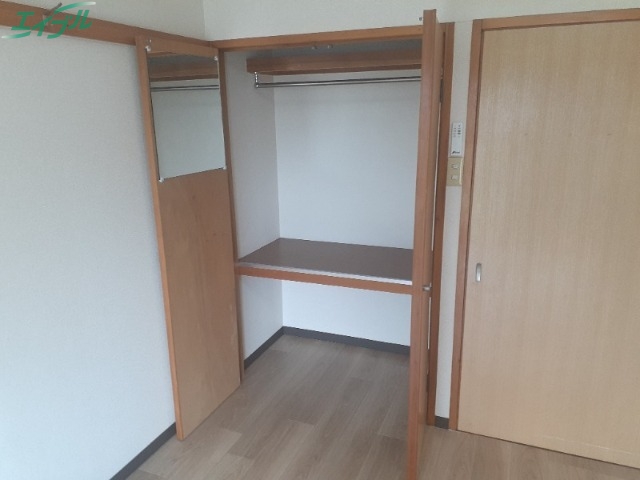 収納　同物件別室
