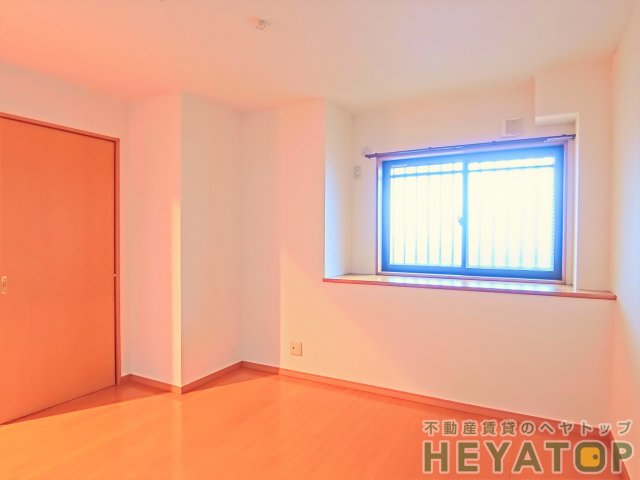 その他　洋室５.８帖