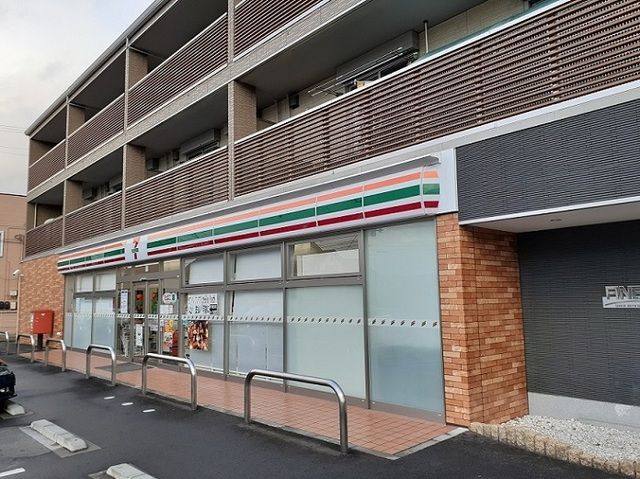 コンビニ　セブンイレブン福島小倉寺店（コンビニ）まで1200m
