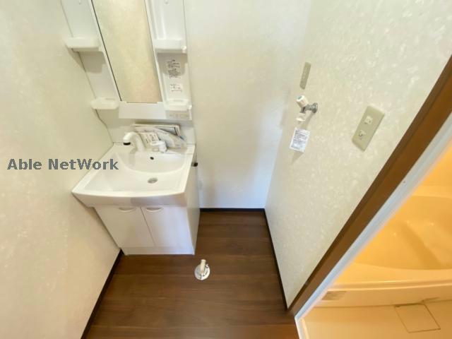 洗面設備　同型