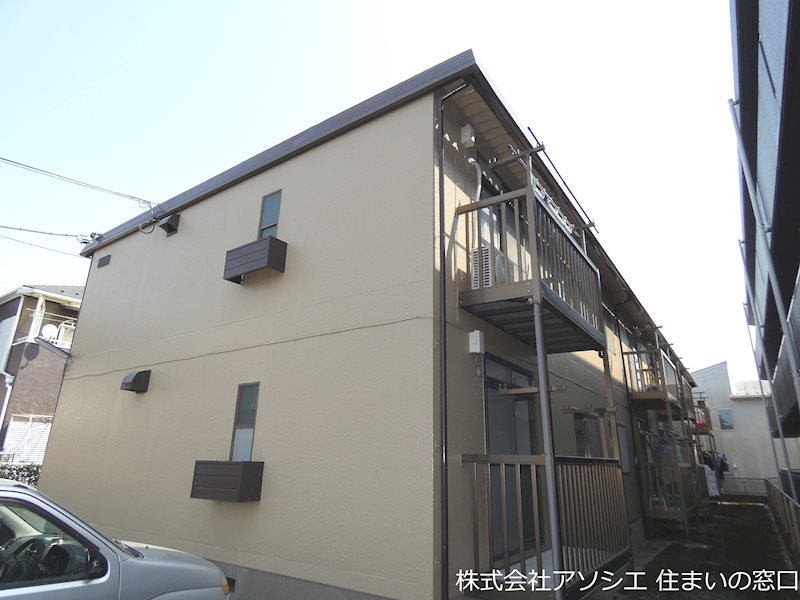 建物外観　井上コーポのご紹介は住いの窓口アソシエにお任せください。