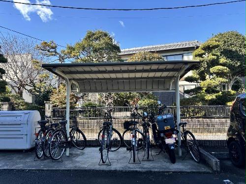 【レオパレスＧＥＮの駐車場】