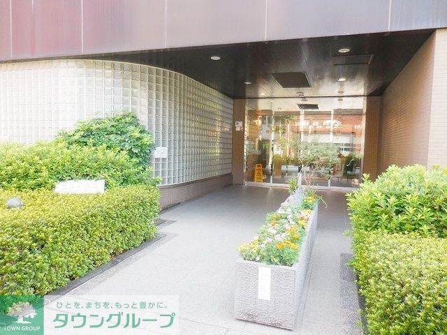 【北区田端新町のマンションのエントランス】