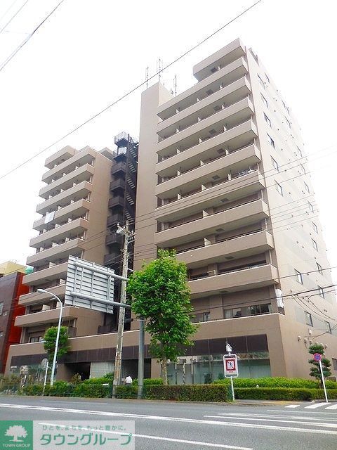 北区田端新町のマンションの建物外観