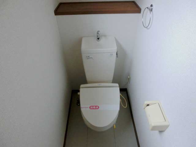 東町五丁目青木貸家のトイレ写真