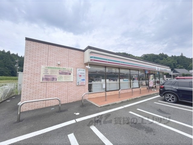 コンビニ　セブンイレブン宇陀篠楽店（コンビニ）まで5900m