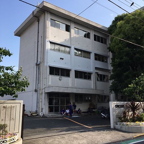 中学校　京都市立蜂ケ岡中学校（中学校）まで1400m