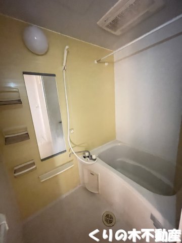 バス・シャワールーム　ゆったり過ごせるお風呂です