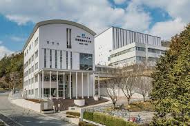 大学・短大　私立京都医療科学大学（大学・短大）まで674m