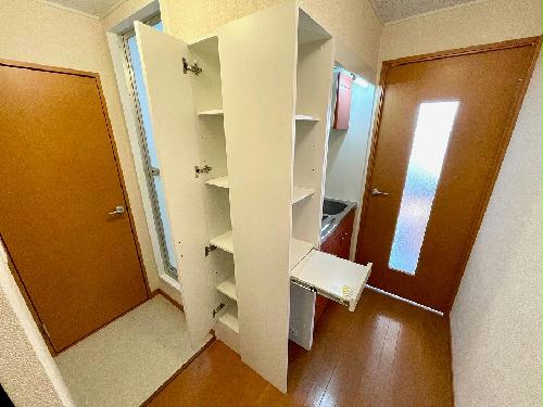 収納　キッチン周りも収納が豊富です