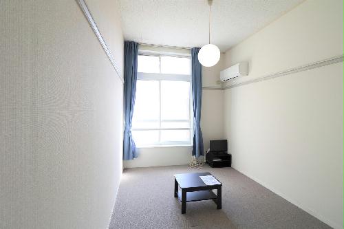 居室・リビング　当社人気のロフトタイプ！開放的なお部屋が好きな人へ