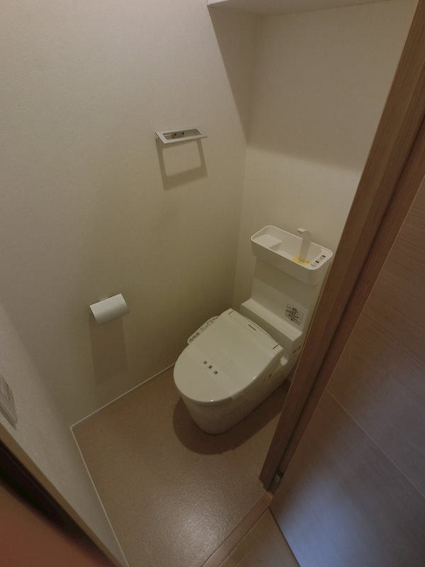 トイレ　別号室参考画像♪