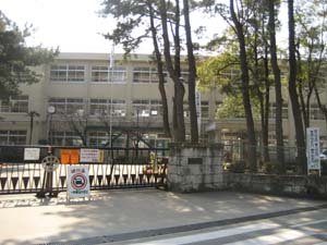 中学校　加古川市立浜の宮中学校（中学校）まで1963m