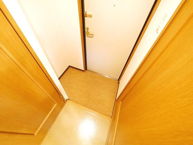 玄関　落ち着いた玄関です