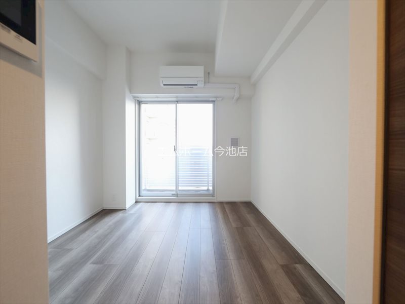 その他部屋・スペース　洋室6.6帖　エアコン付　収納充実　バルコニー