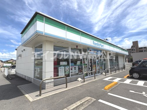 コンビニ　ファミリーマート サンフラワー通り店（コンビニ）まで523m