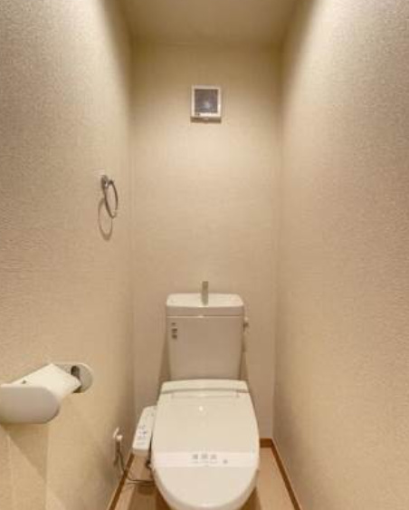 トイレ　ＫＡツルミ