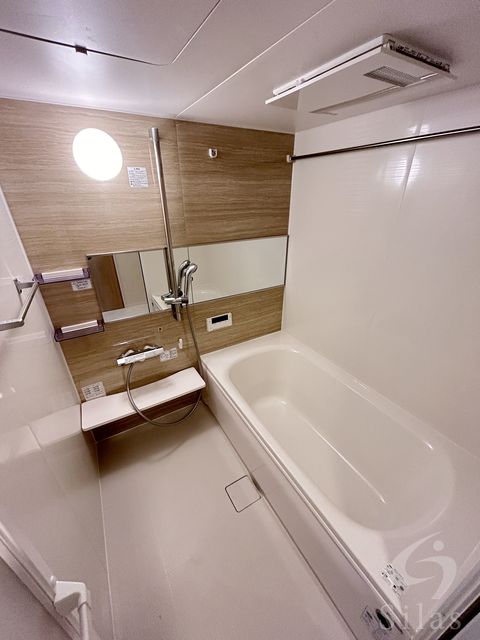 バス・シャワールーム