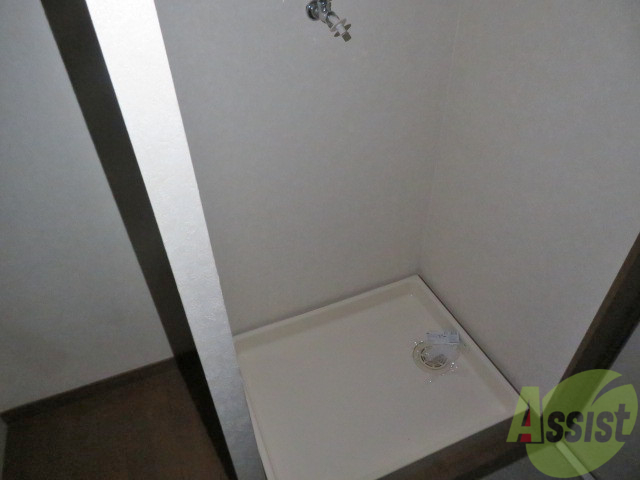 その他設備　ここに洗濯機が置けます。室内に置けるのは嬉しいですね