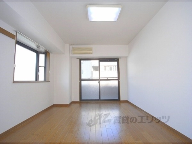 居室・リビング　居室