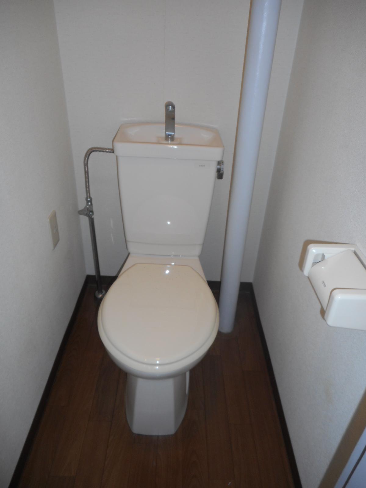 トイレ　トイレ