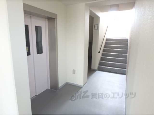 ロビー　ロビー