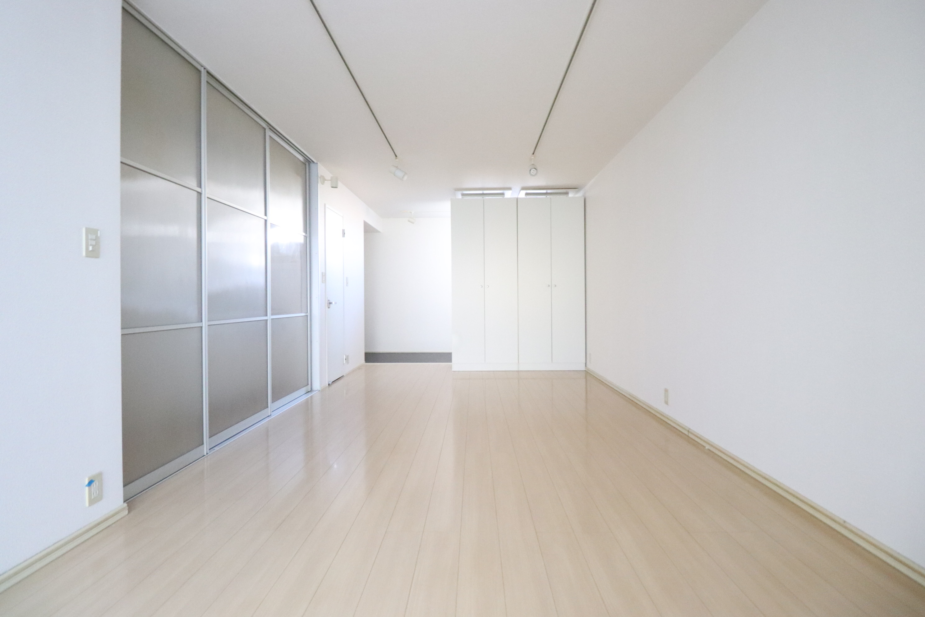 居室・リビング　洋室12帖★