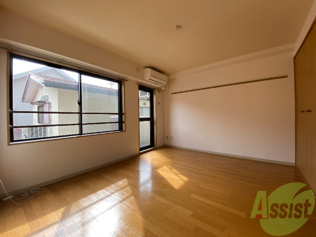 その他部屋・スペース　広々としたお部屋でゆったり休めますね～～。