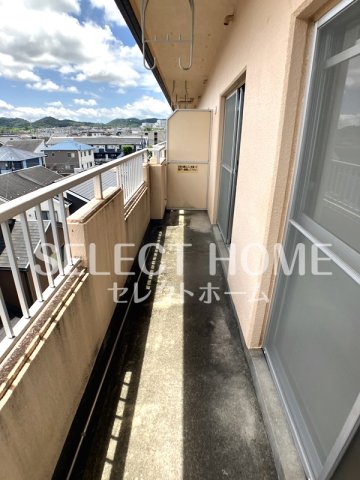 バルコニー　陽当たり良好なバルコニーです