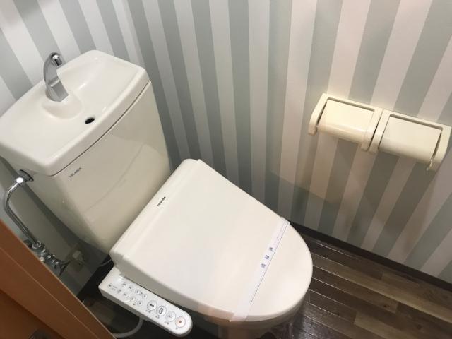 トイレ　シャワー付トイレ